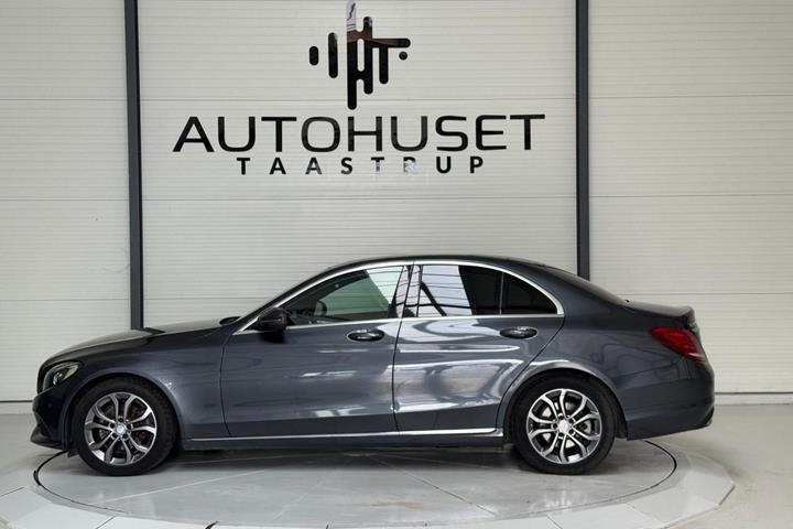 Grå Mercedes C200 d fra 2015