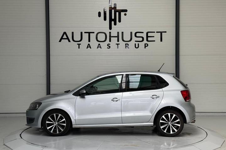 Sølv VW Polo fra 2013