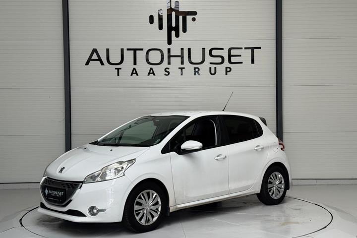Hvid Peugeot 208 fra 2012