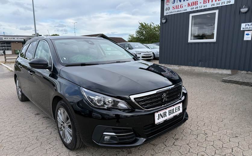 Peugeot 308 1,6 BlueHDi 120 Allure Sky SW