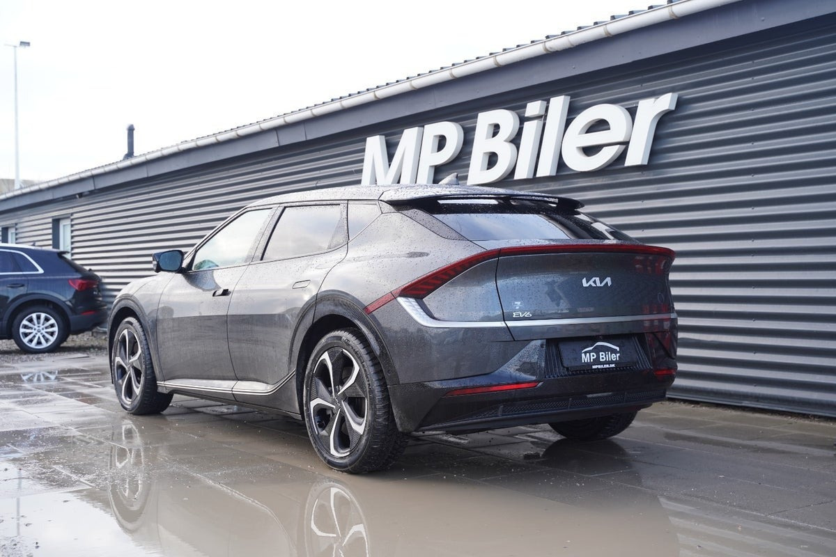 Grå Kia EV6 fra 2023