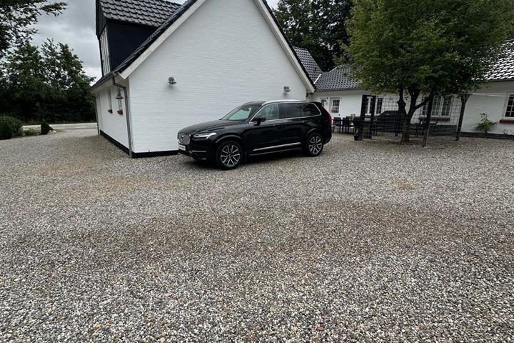 Sort Volvo XC90 fra 2019