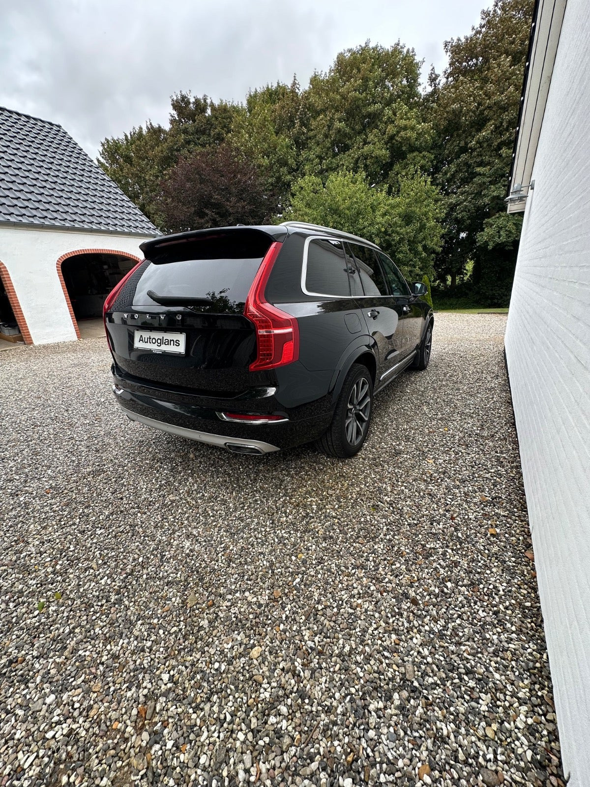 Sort Volvo XC90 fra 2019