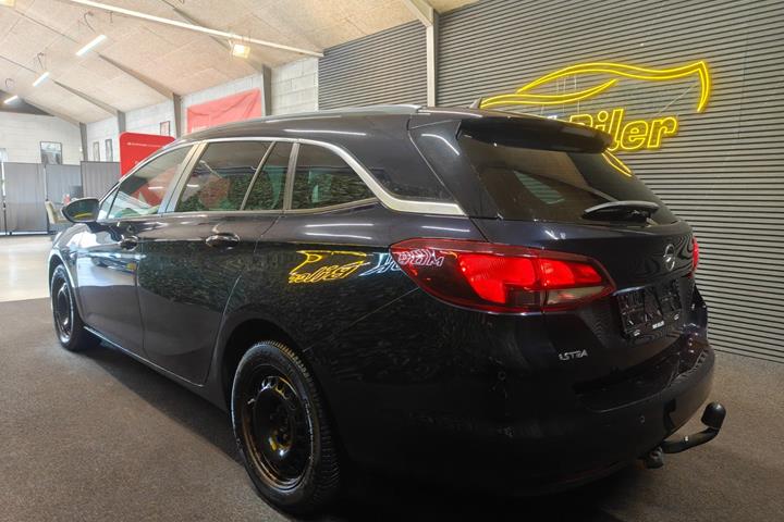 undefined Opel Astra fra 2019