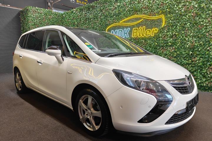 undefined Opel Zafira Tourer fra 2013