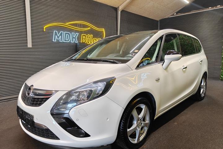 undefined Opel Zafira Tourer fra 2013