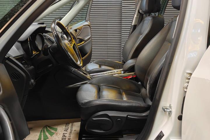 undefined Opel Zafira Tourer fra 2013