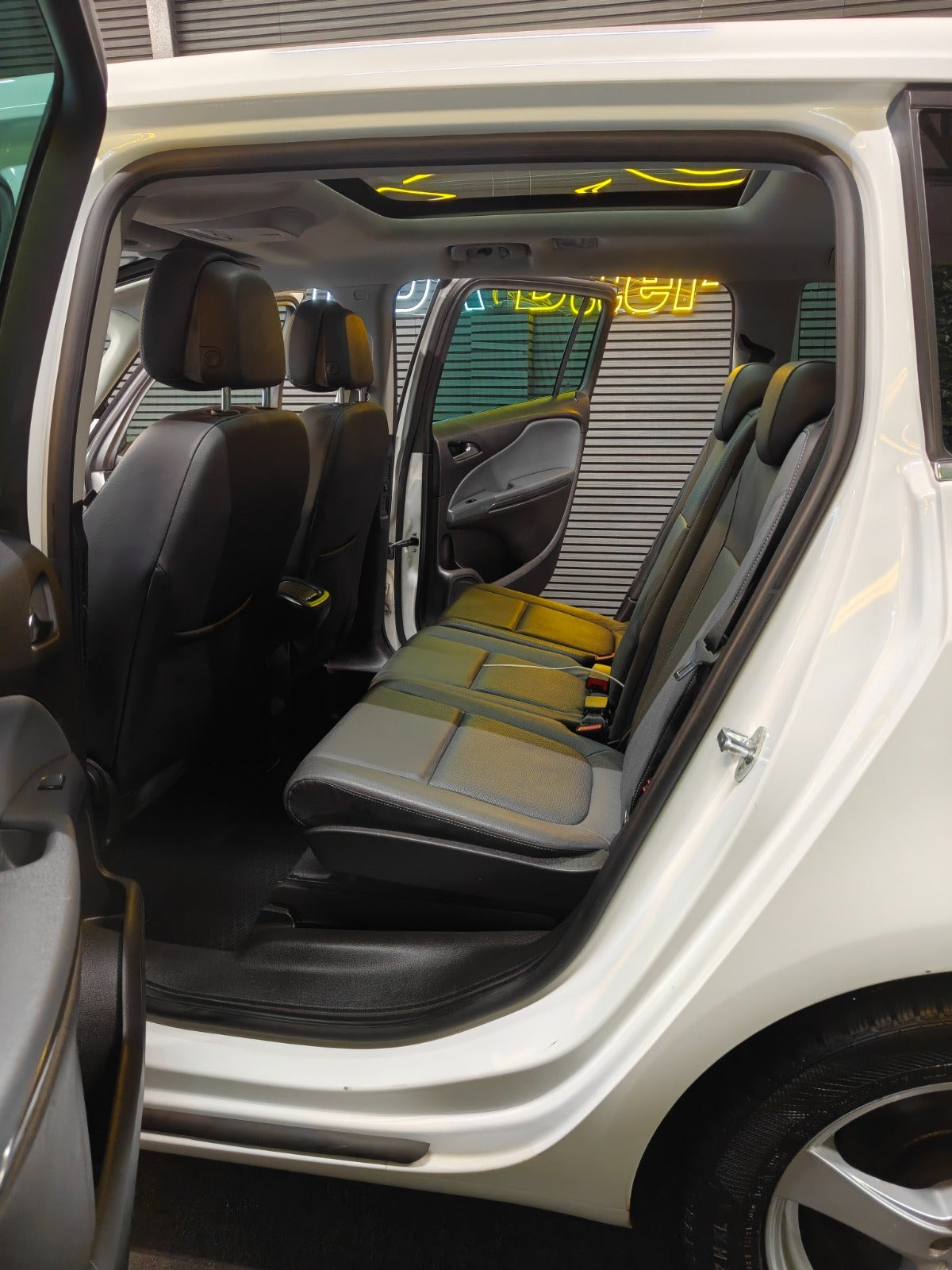 undefined Opel Zafira Tourer fra 2013