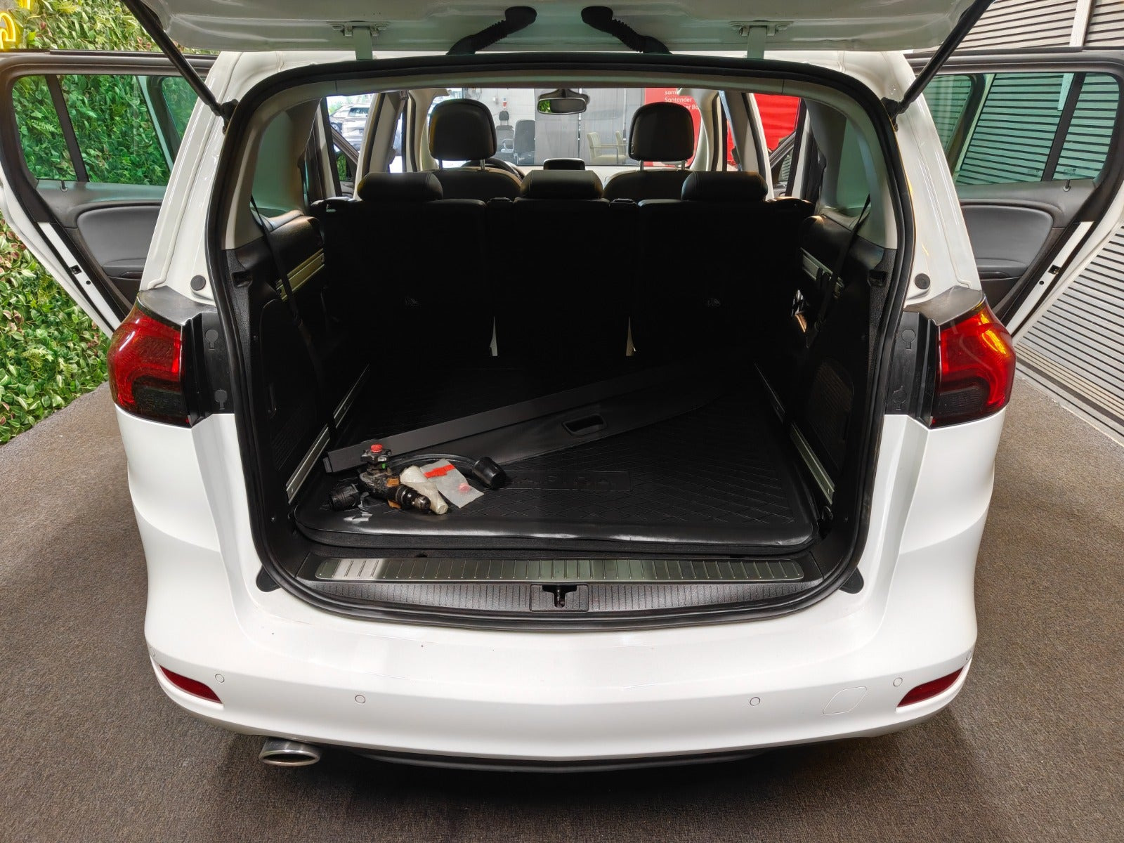 undefined Opel Zafira Tourer fra 2013