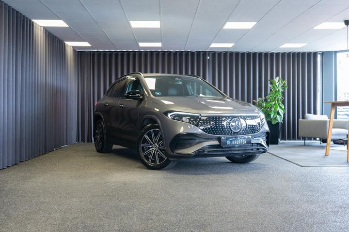 Grå Mercedes EQA250 fra 2024