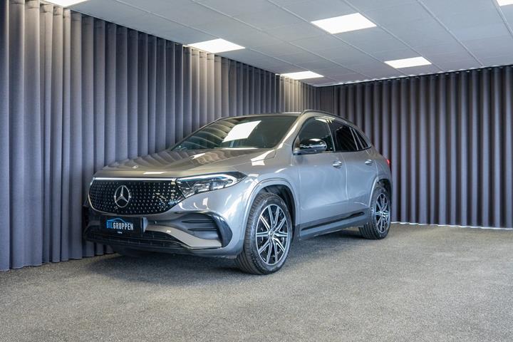 Grå Mercedes EQA250 fra 2024