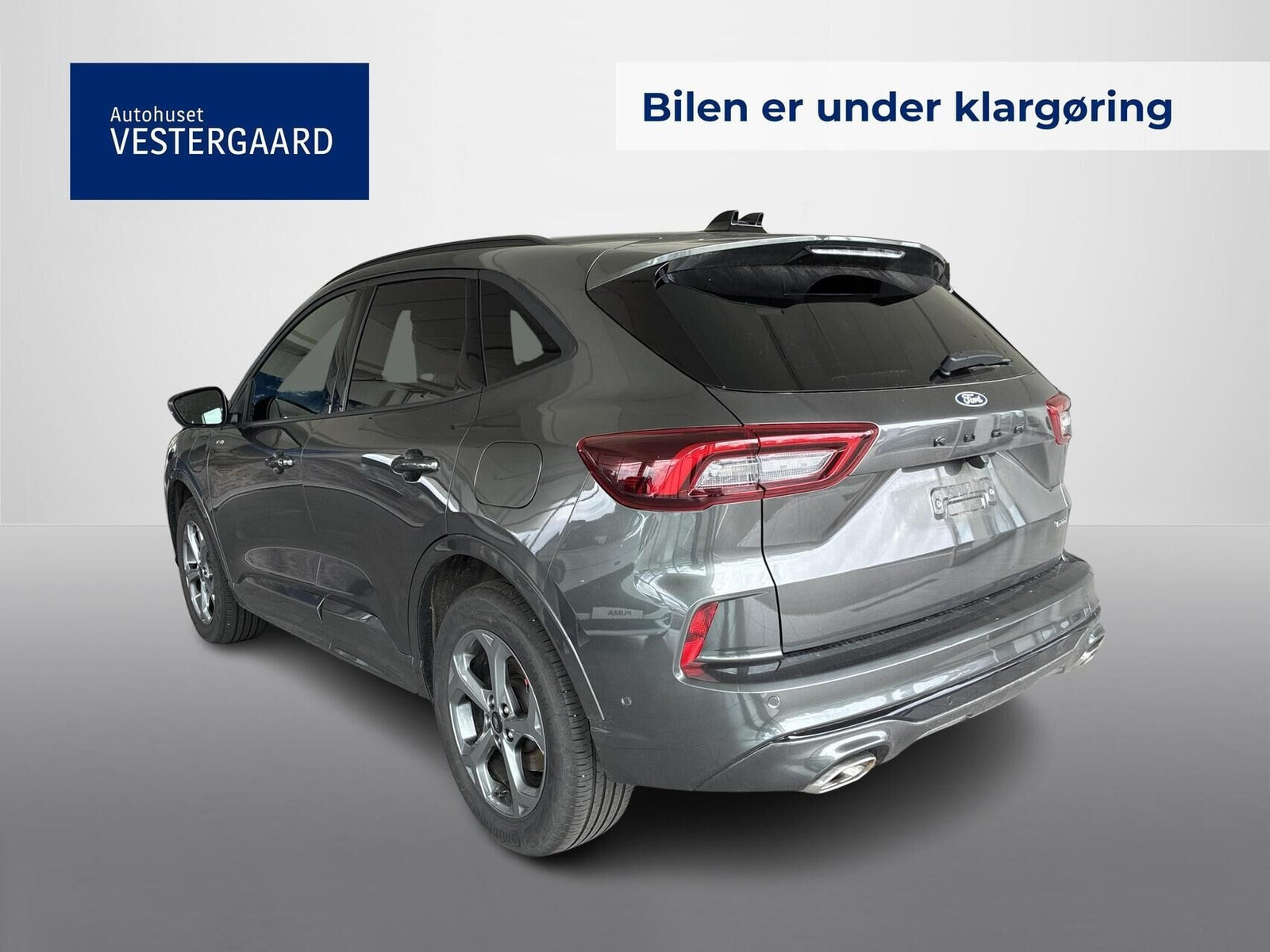 Grå Ford Kuga fra 2025