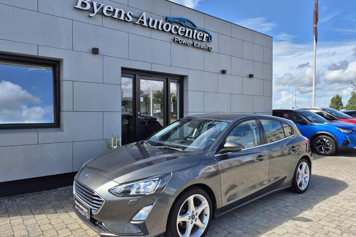 Grå Ford Focus fra 2020