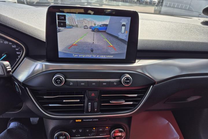 Grå Ford Focus fra 2020