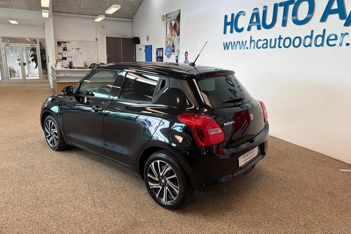 Sort Suzuki Swift fra 2021