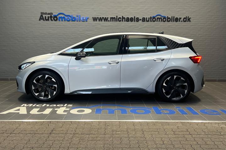 Sølv Cupra Born fra 2024