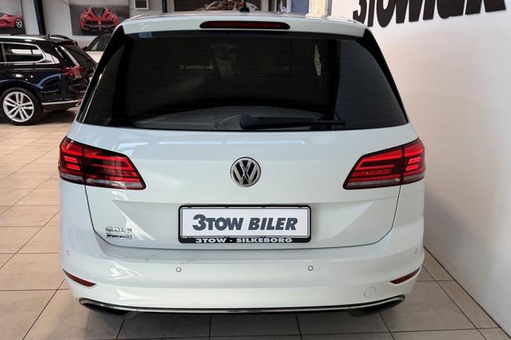 Hvid VW Golf Sportsvan fra 2019