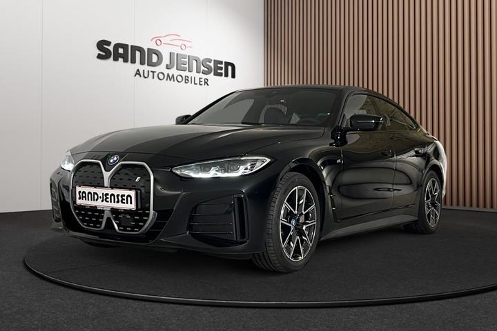 Sort BMW i4 fra 2024