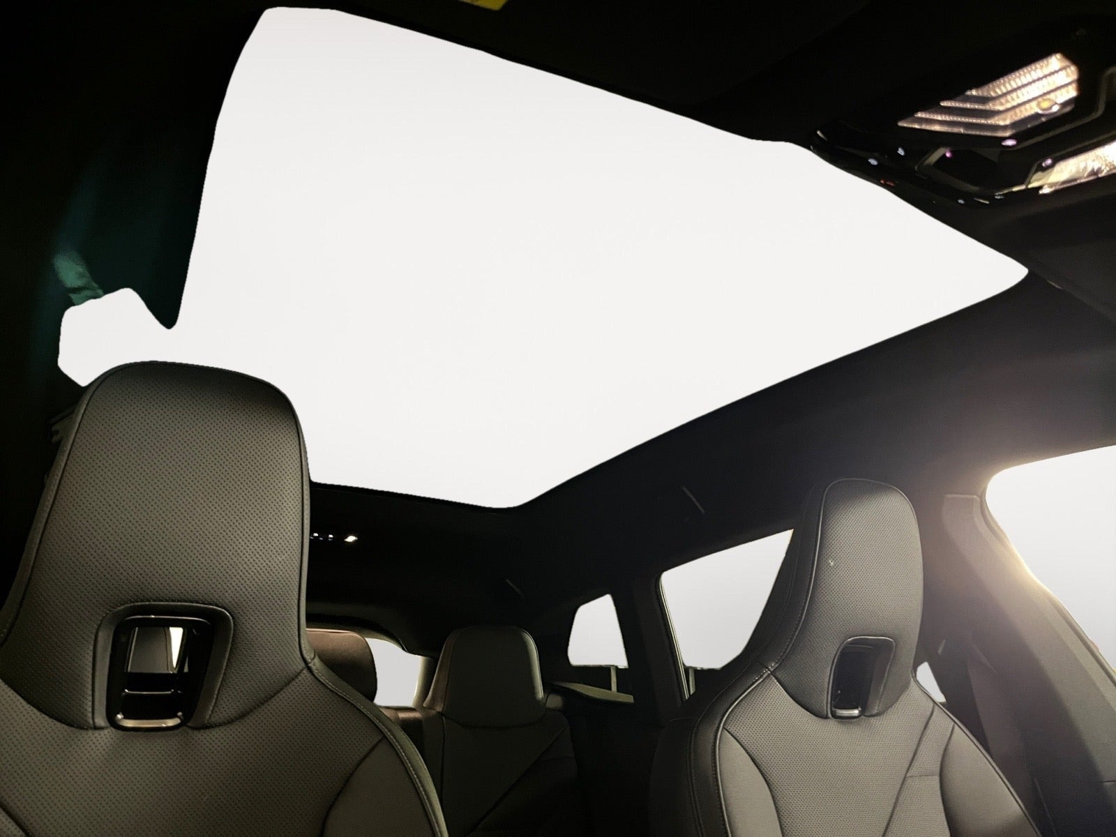 Sort BMW iX fra 2025