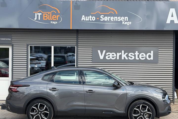 Grå Citroën ë-C4 X fra 2024