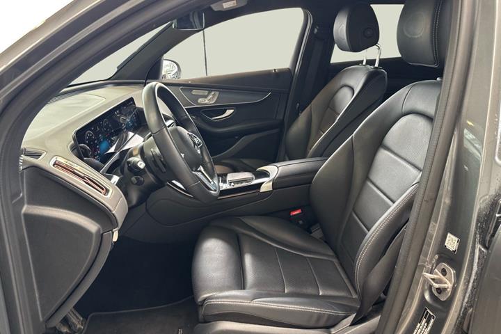 Grå Mercedes EQC400 fra 2023