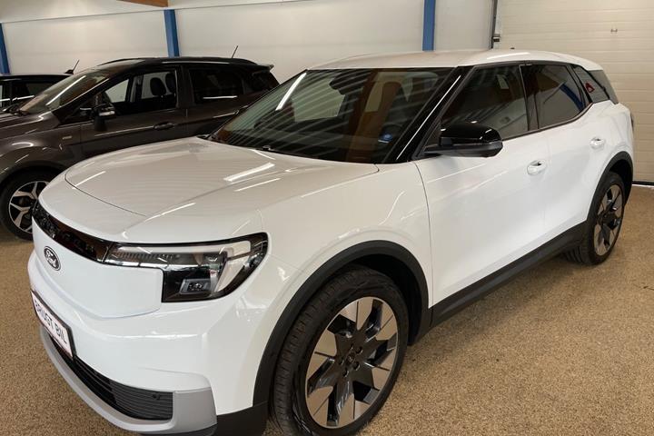 Hvid Ford Explorer fra 2025