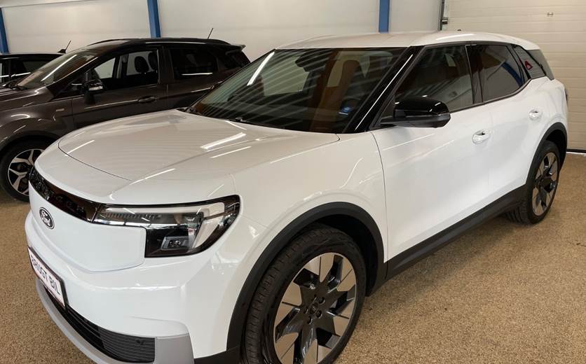 Ford Explorer 79 Premium Extended Range AWD