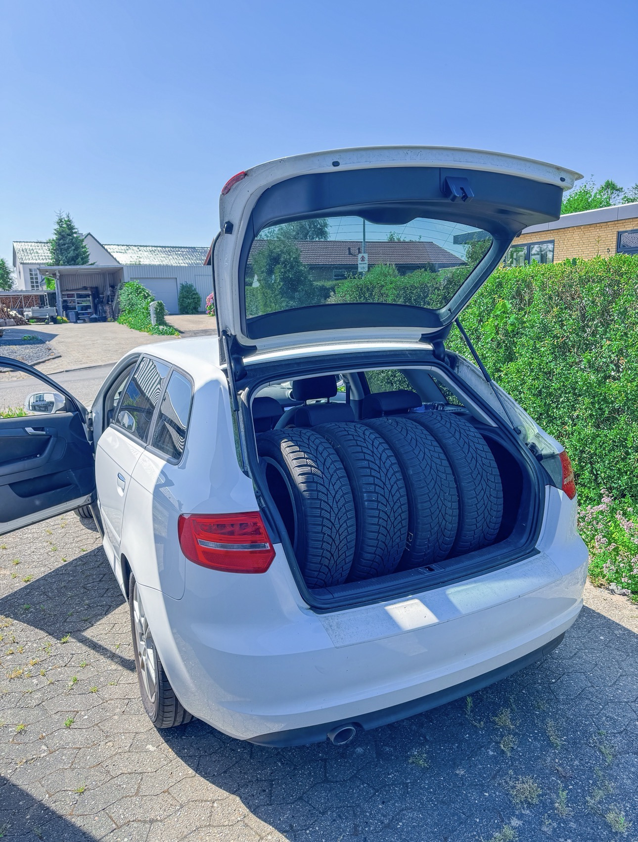 Hvid Audi A3 Sportback fra 2013