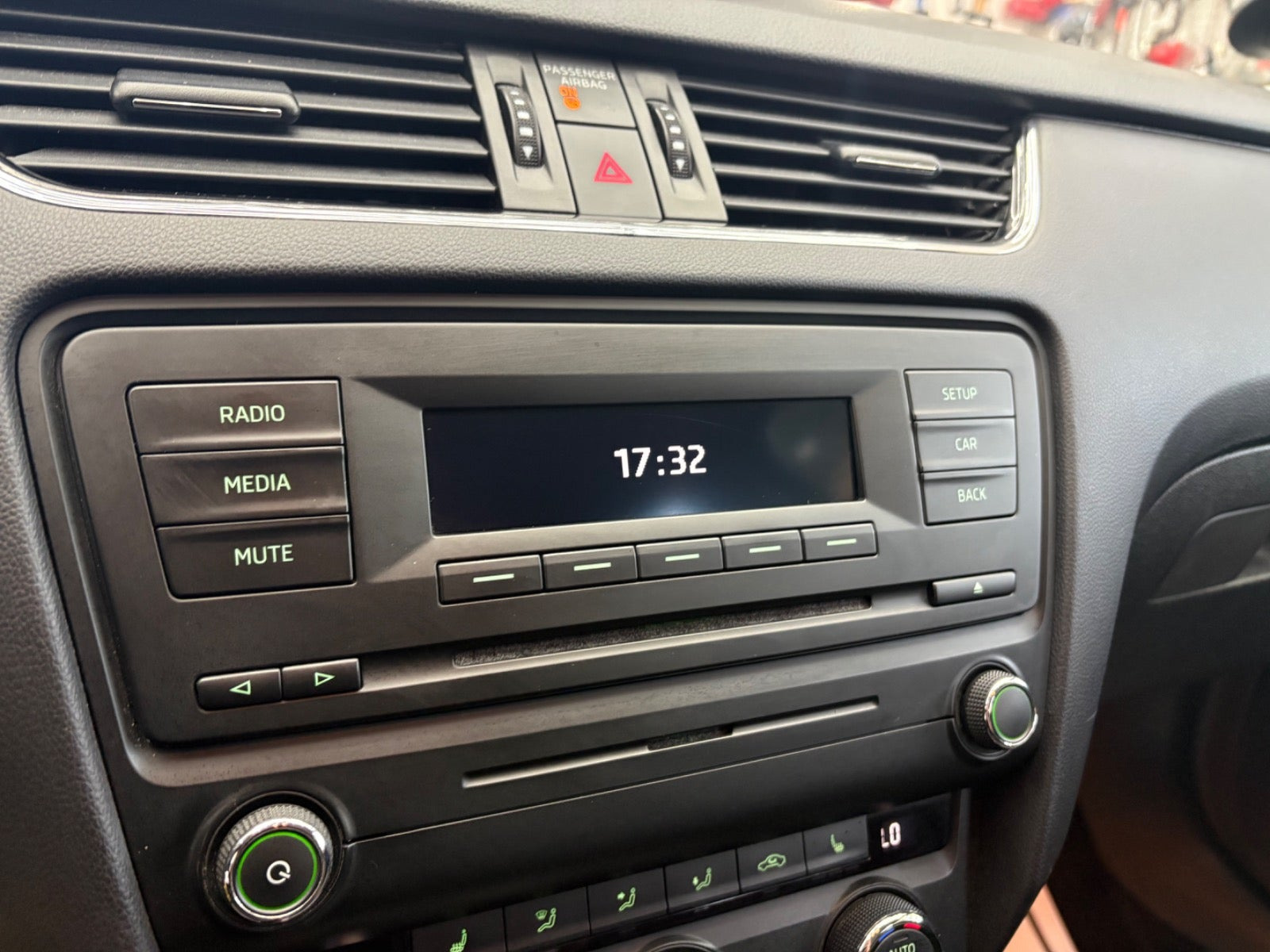 Grøn Skoda Octavia fra 2014