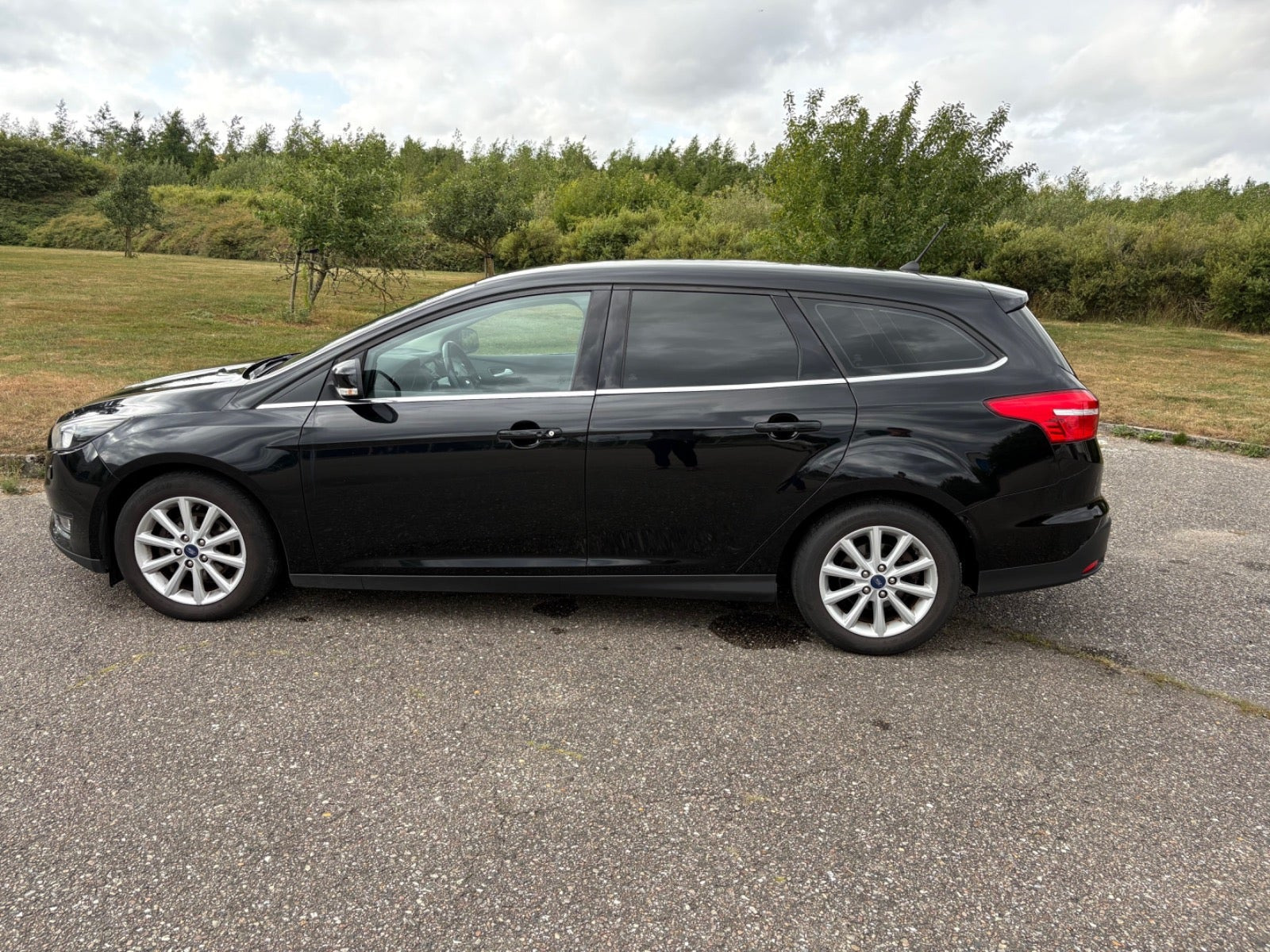 Sort Ford Focus fra 2017