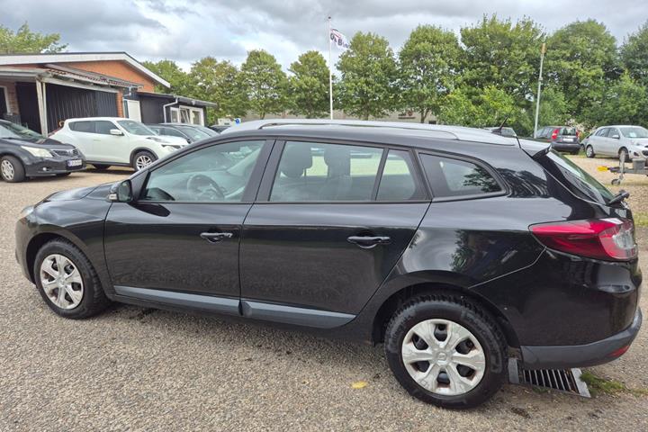 Grøn Renault Megane III fra 2011