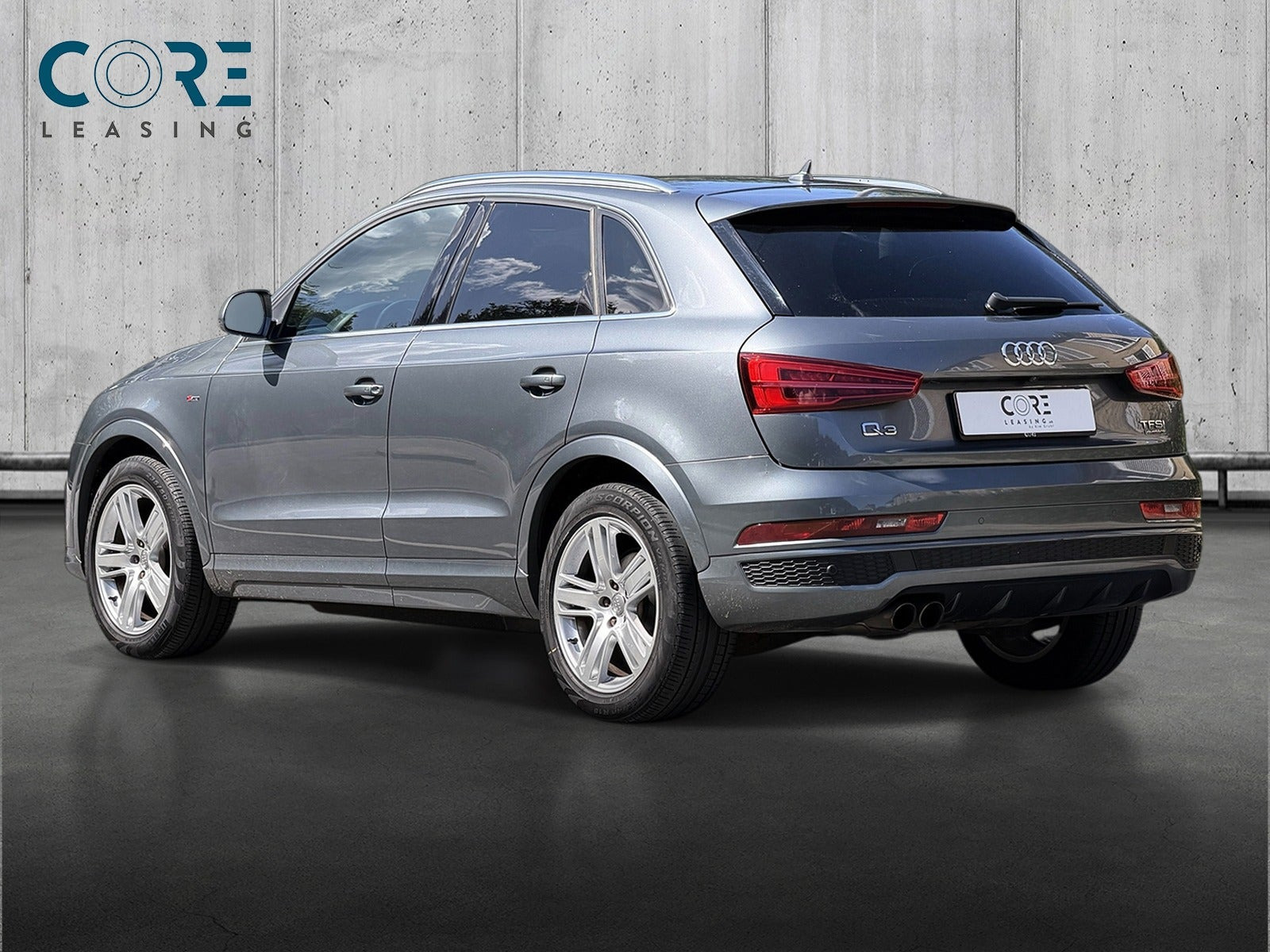 Grå Audi Q3 fra 2016