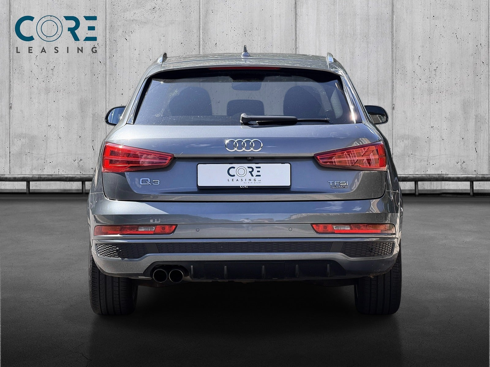 Grå Audi Q3 fra 2016