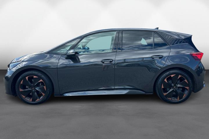 Grå Cupra Born fra 2023