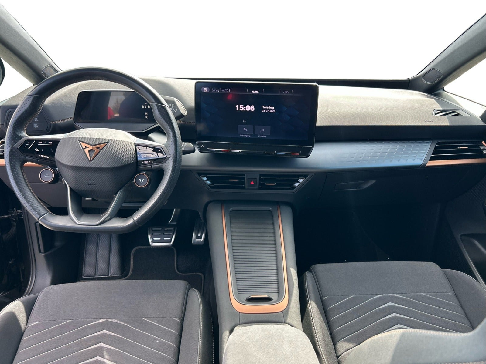 Grå Cupra Born fra 2023