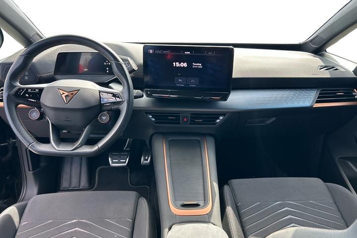 Grå Cupra Born fra 2023