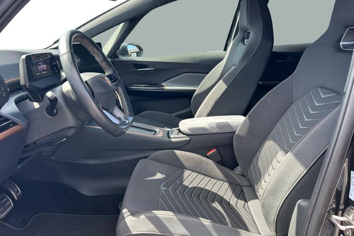 Grå Cupra Born fra 2023