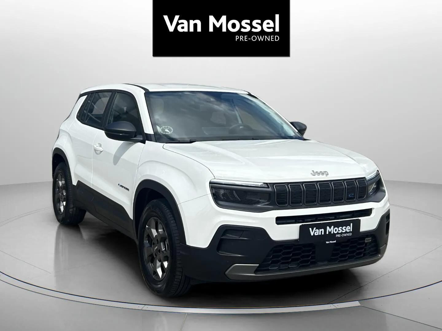 Hvid Jeep Avenger fra 2025