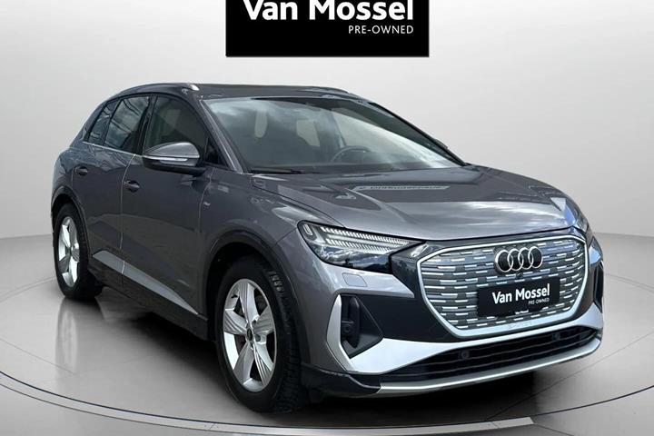 Grå Audi Q4 fra 2022