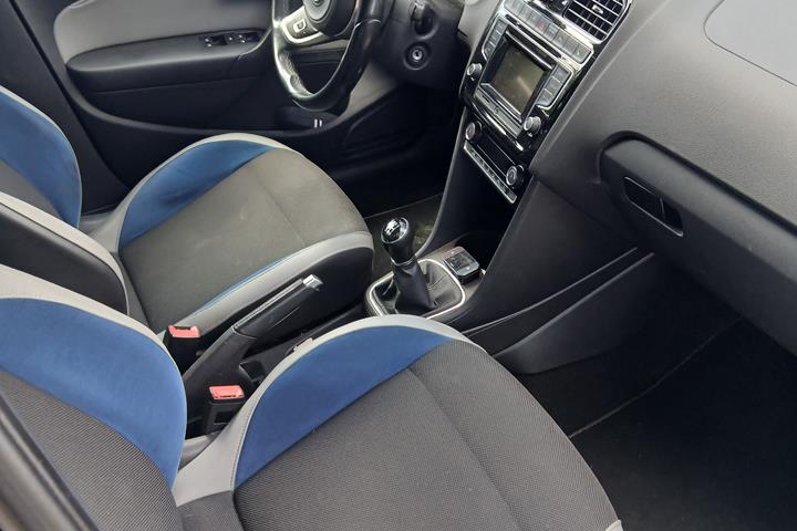 Hvid VW Polo fra 2016