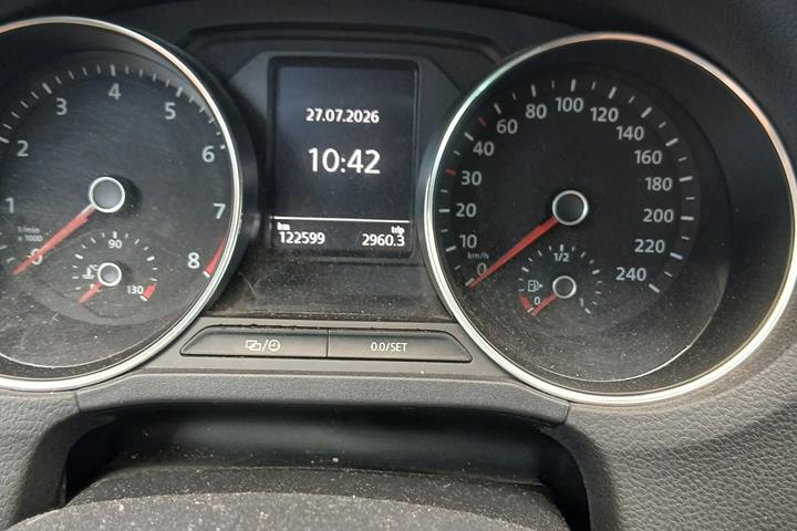 Hvid VW Polo fra 2016