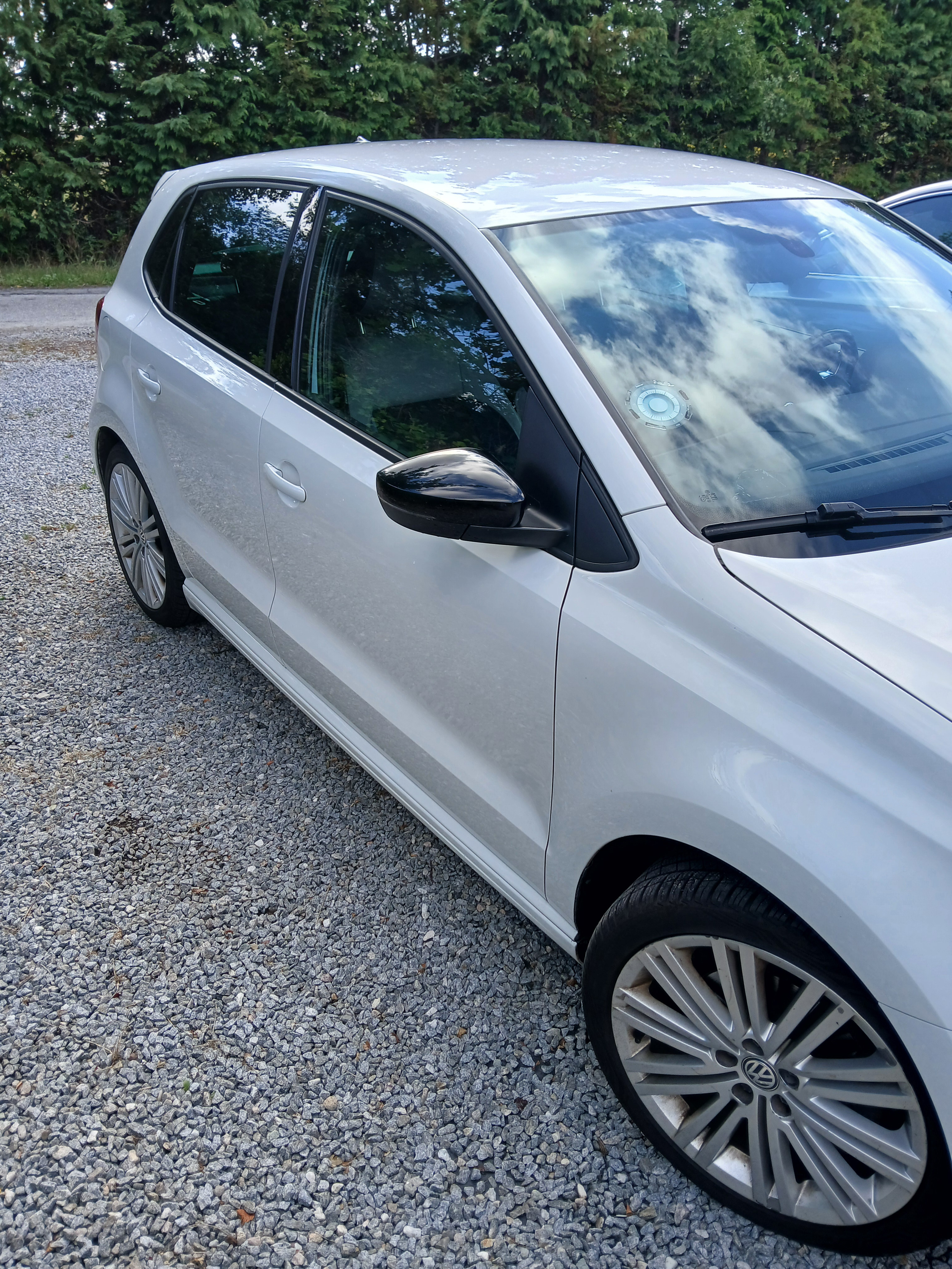 Hvid VW Polo fra 2016