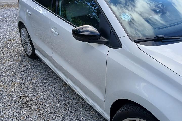 Hvid VW Polo fra 2016