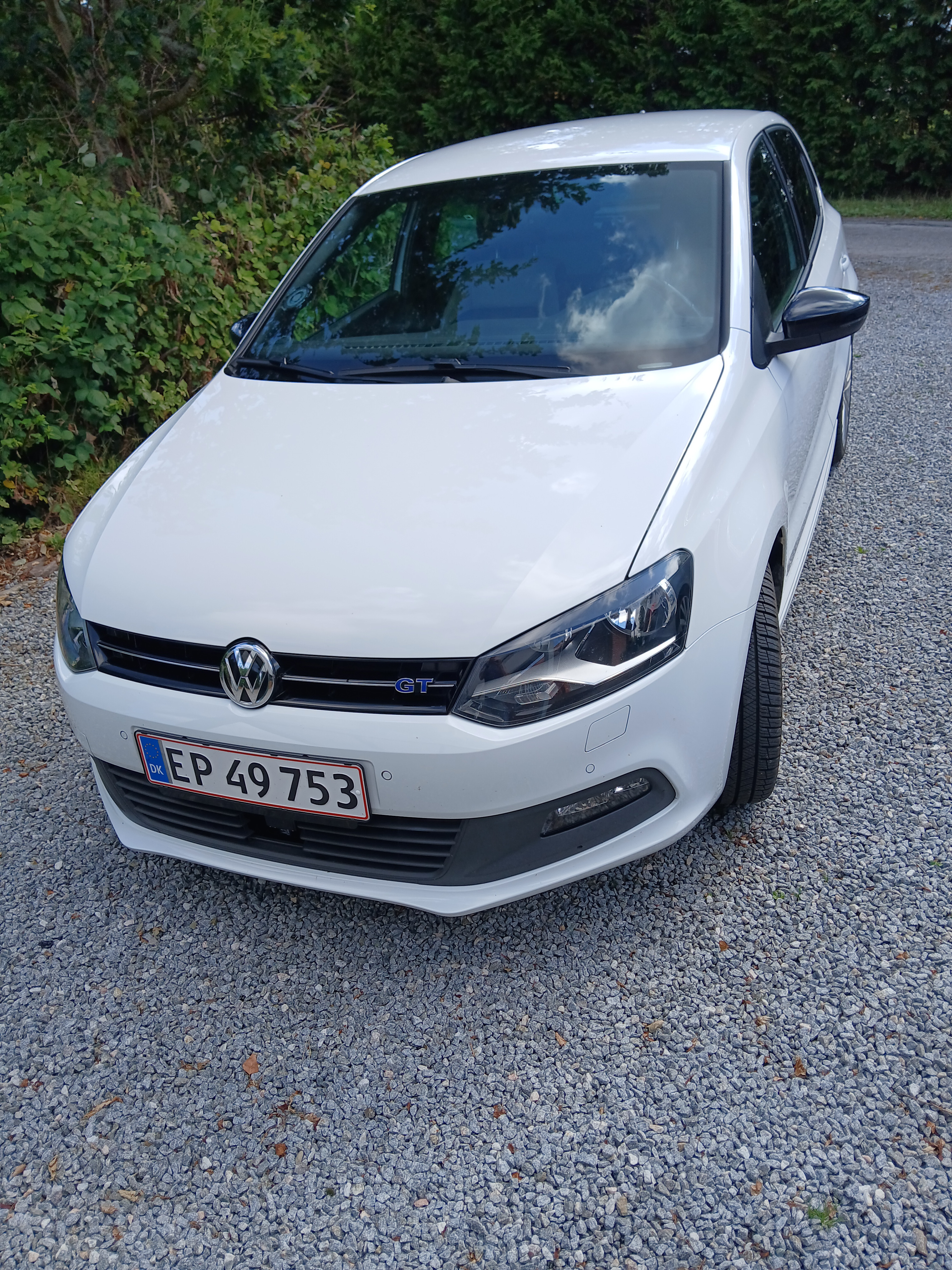 Hvid VW Polo fra 2016