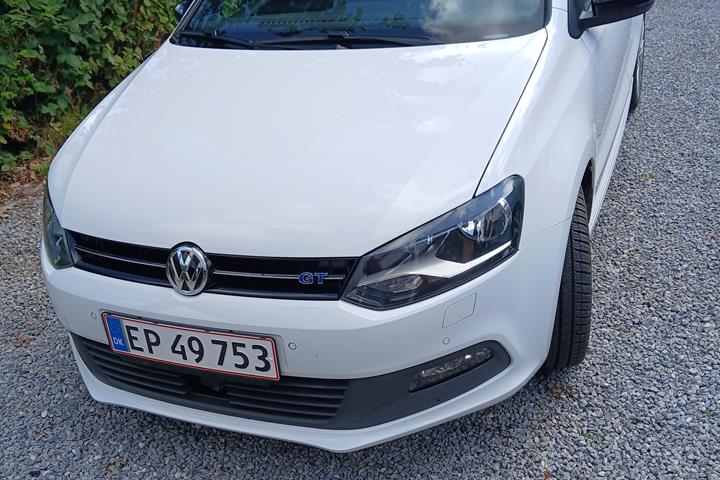 Hvid VW Polo fra 2016