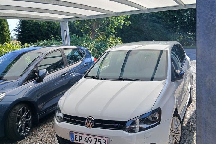 Hvid VW Polo fra 2016