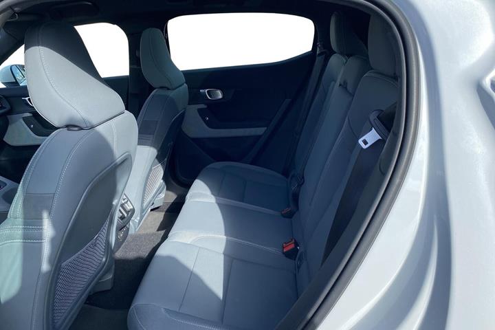 Hvid Polestar 2 fra 2021