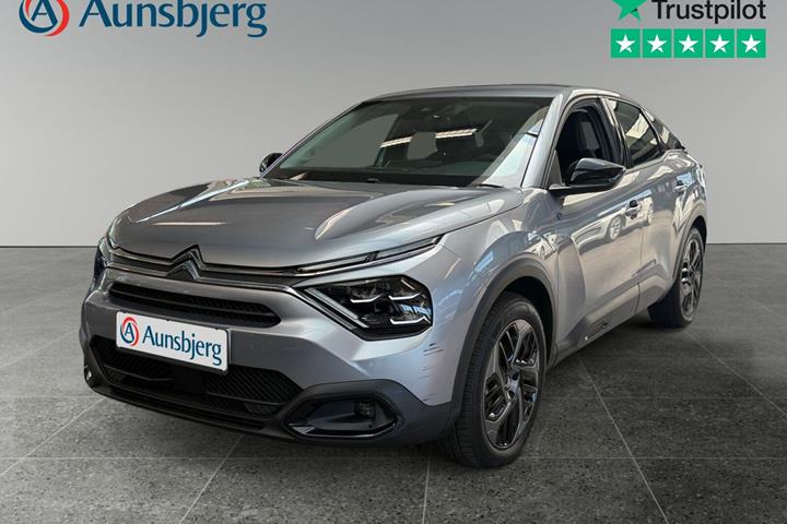 Grå Citroën ë-C4 fra 2024 set udefra
