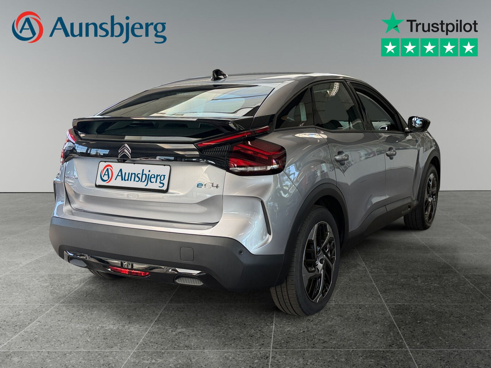 Grå Citroën ë-C4 fra 2024