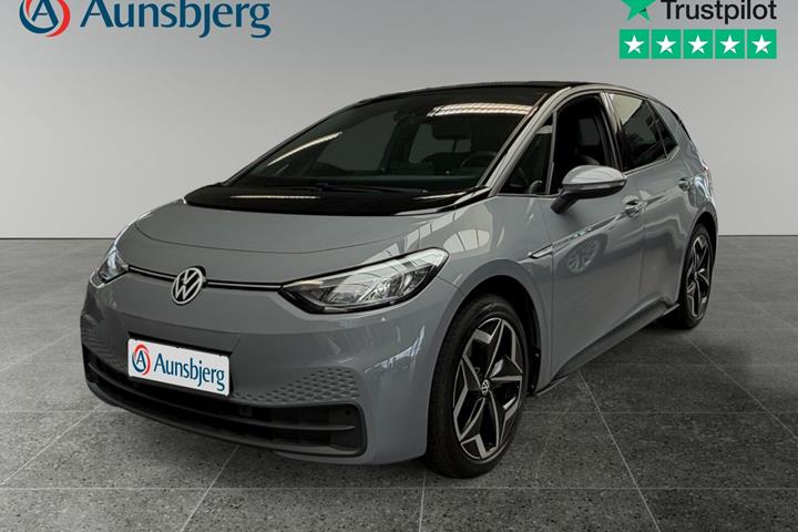 Grå VW ID.3 fra 2023 set udefra